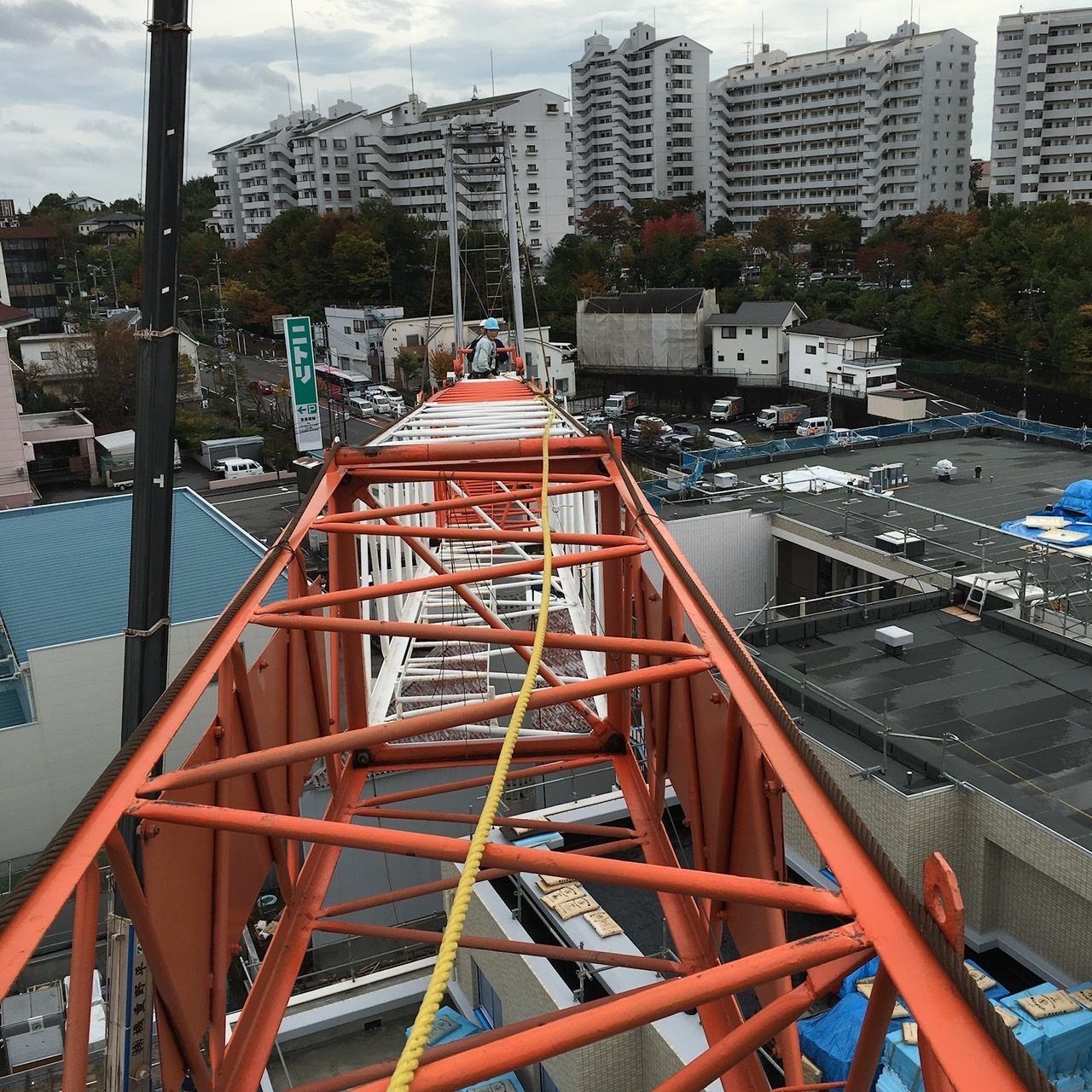 資材の揚重作業